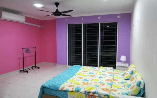 Kepong Spacious Vacation House