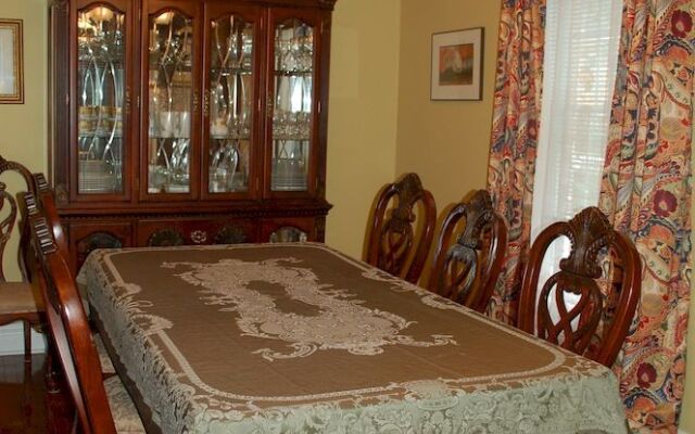 Accommodations Niagara Bed and Breakfast