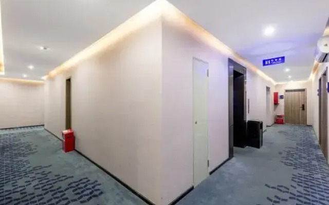 7 Days Premium Hotel (Zhuhai Gongbei Port)