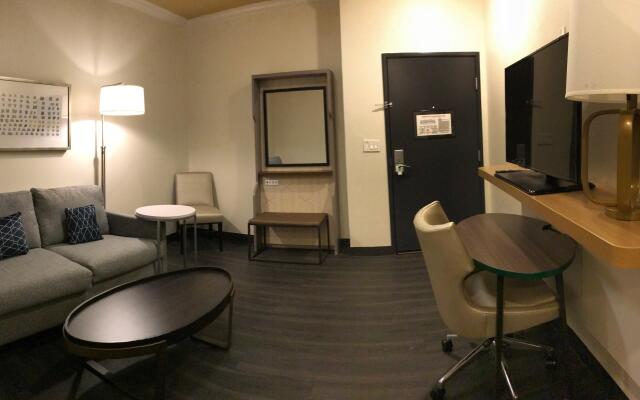 Holiday Inn & Suites McKinney - N Allen by IHG