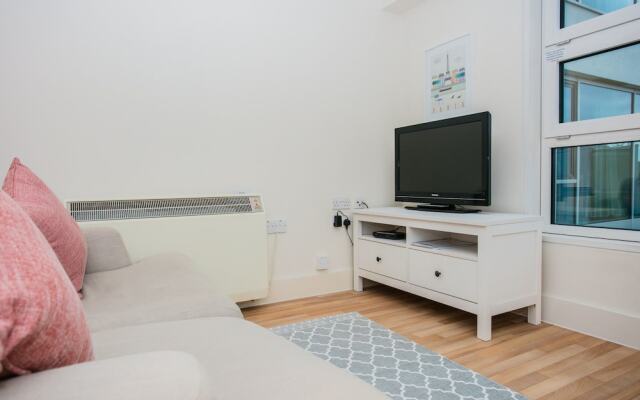 Studio Flat in Southwark