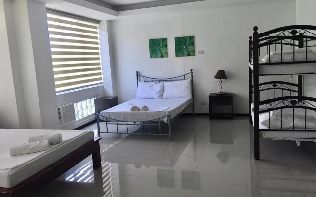 OYO 921 Sorrento Hotel And Resort