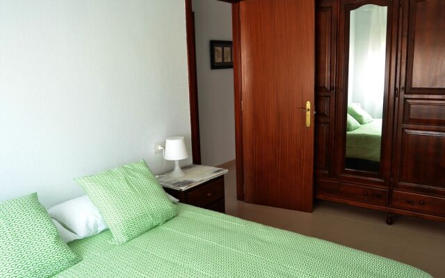 El Médano, 3 Bedrooms, Pool, Balcony And Parking