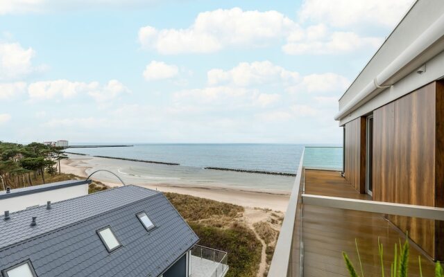 Blue Apartment With Sea View by Renters