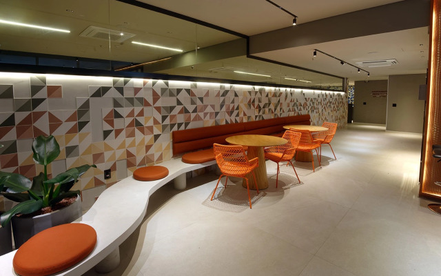 Golden Tower Express Nações Unidas by Fênix Hotéis