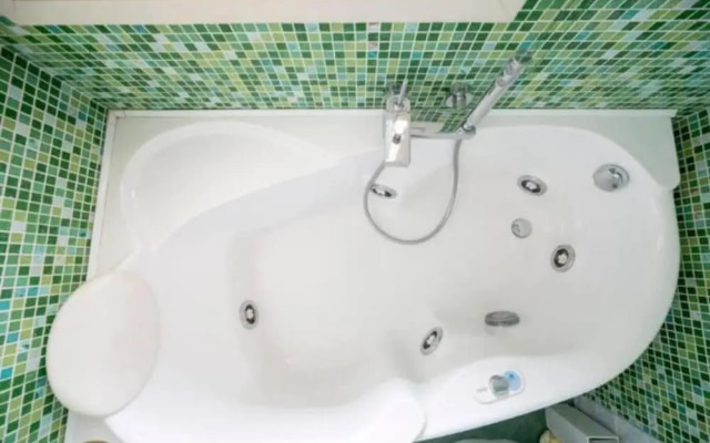 1st Floor Apartment in the City - air Conditioned - Wifi