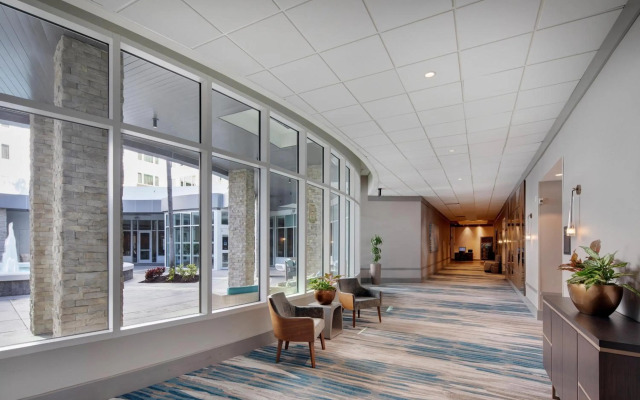 Sheraton® Suites Fort Lauderdale West