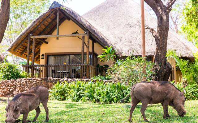 Chobe Marina Lodge