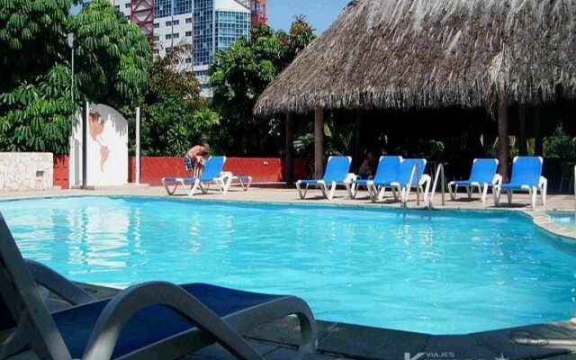 Las Americas