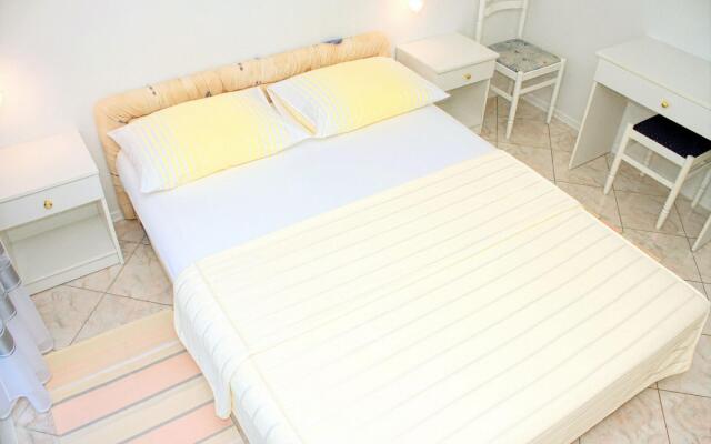 Gojko - 50 m From the Beach - A1