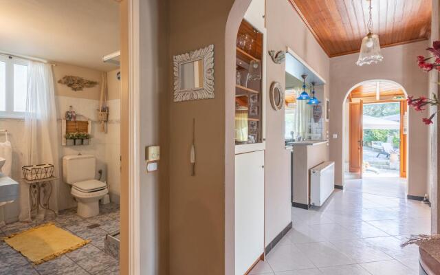 Dimitris Cottage in Apergatika