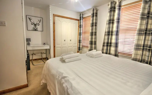 5 Argyle Place Dornoch