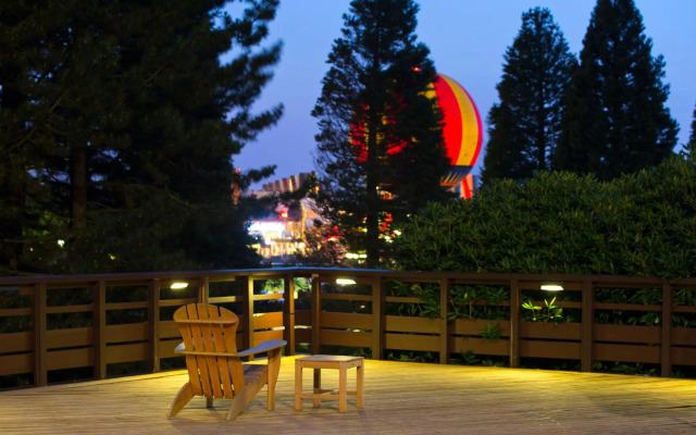 Disney Sequoia Lodge