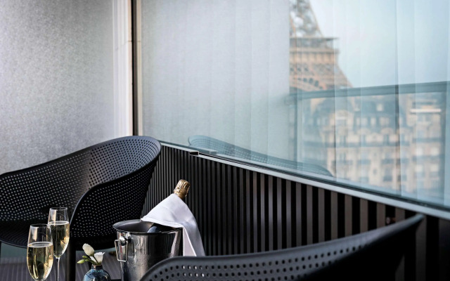 Pullman Paris Tour Eiffel Hotel