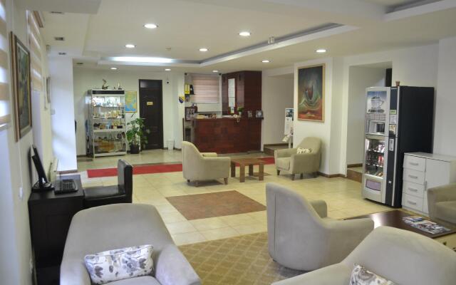Hotel Corner