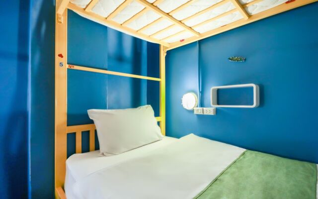 OYO 1074 Fin Hostel