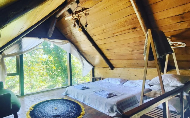 Stonehouse Surrounded by Nature in Masukiye
