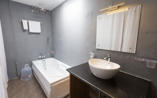 FabHotel Canvas HSR layout