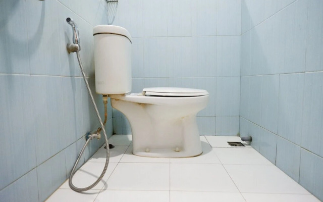 Reddoorz Plus Near Rs Hermina Kendari