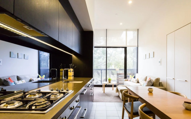 GEORGE, 1BDR North Melbourne Apartment