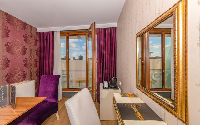 Harmony Hotel