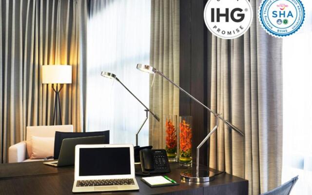 Holiday Inn Bangkok Sukhumvit, an IHG Hotel