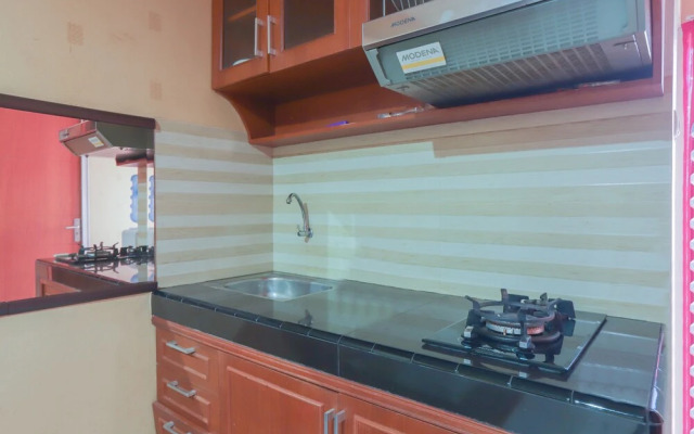 OYO 744 Cibubur Village Apartment