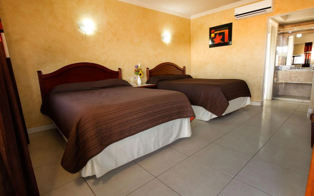 Hotel & Suites Marrod