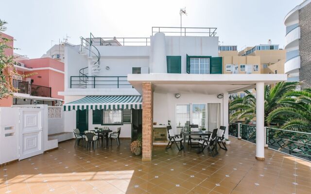 Casa La Joya del Puerto, Primera Línea en Pleno Centro