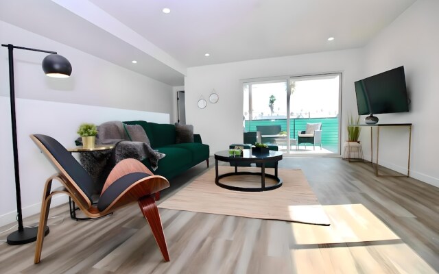 Los Angeles 3BR Villa Suites-FreeParking