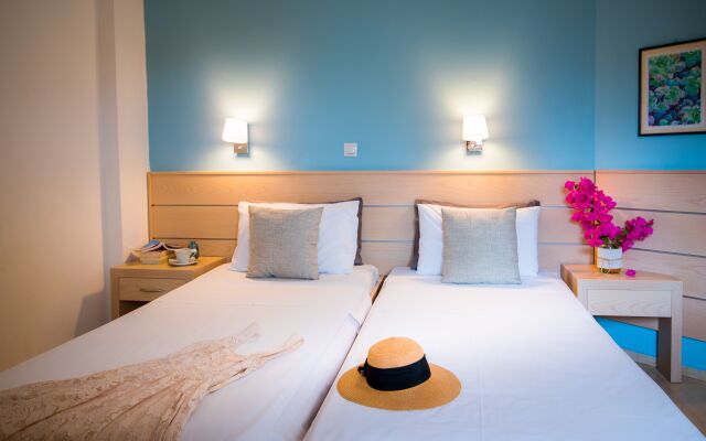 Melissa Apartments, Studios & Suites