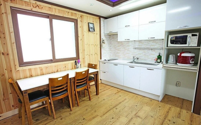 Gyeongju New Doran Pension
