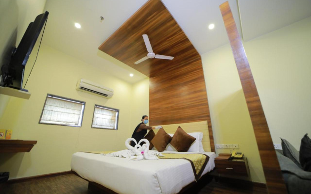 Vijaya Tej Clarks Inn