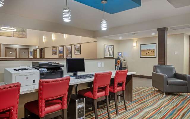 Best Western Plus Port O'Call Hotel