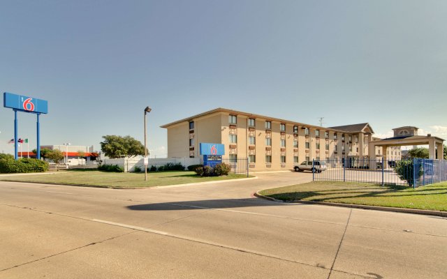 Motel 6 Dallas, TX - Fair Park