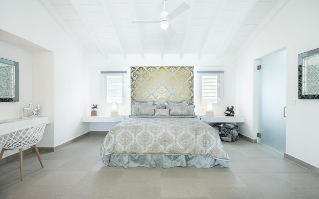 La Perla Estate - 7 BR Luxury Beachfront Villa With Utmost Privacy — фото 5