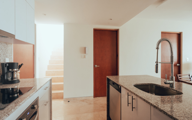 Antera Hotel & Residences