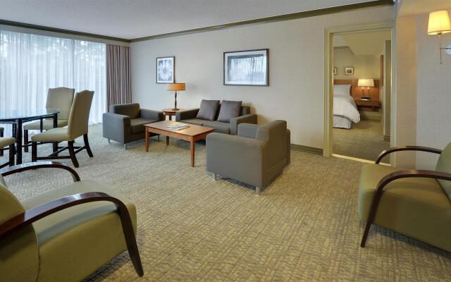 Crowne Plaza Toronto North York Hotel
