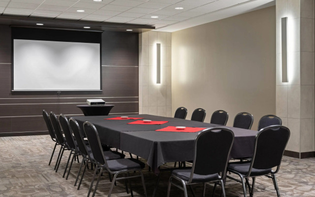 Ramada by Wyndham Saskatoon