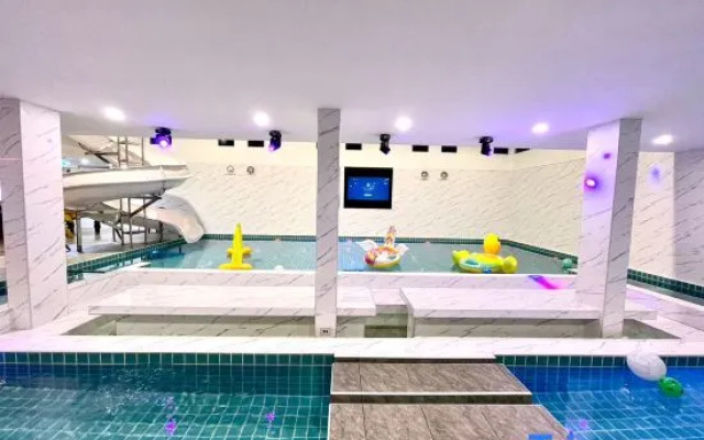 Grand Oasis Pool Villa