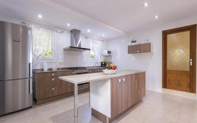 Beach House Aucanada