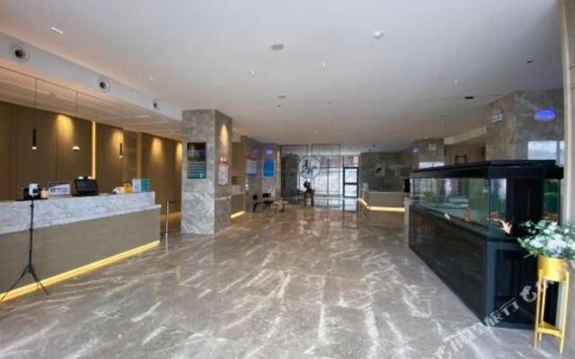 YUANRONG Hotel