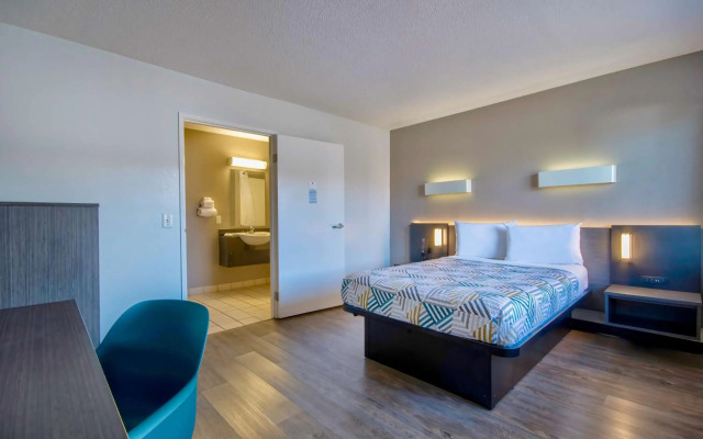 Motel 6 Santa Fe