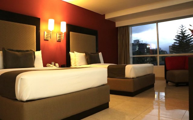 Hotel & Suites PF