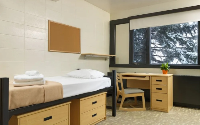 University of Calgary - Yamnuska Hall