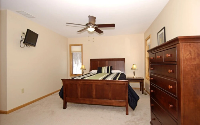 On-A-Whim - 5 Br Home