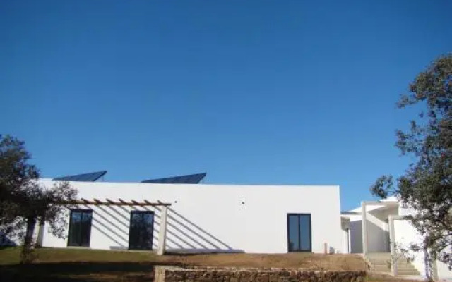 Montimerso Skyscape Country House