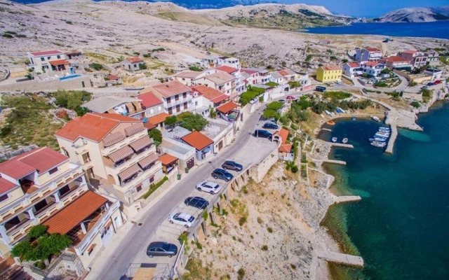 Egidio - 100m From the sea - A7