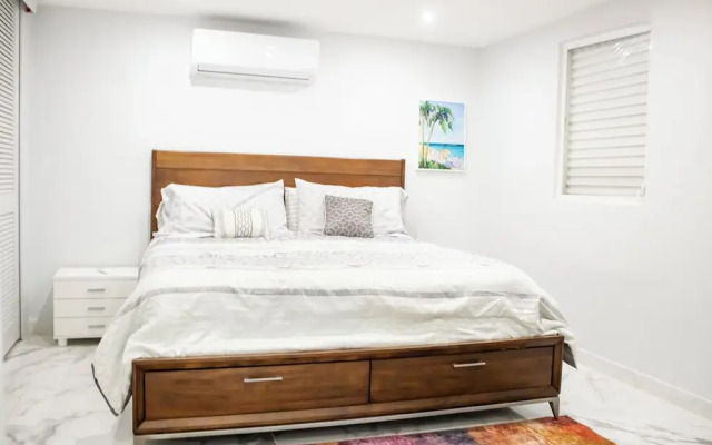 Ismael Rivera Villa 1 Ocean Park 4bd-2b