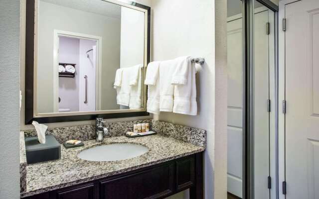 La Quinta Inn & Suites by Wyndham Lynchburg at Liberty Univ.